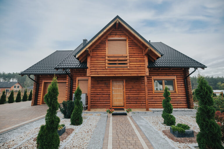 domy szkieletowe z elewacją drewnianą